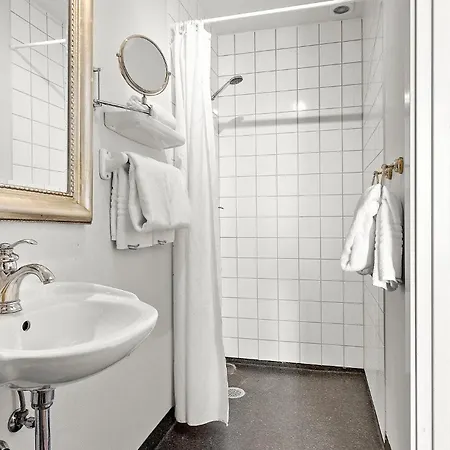 度假居 Pet Friendly In With Wifi 福堡