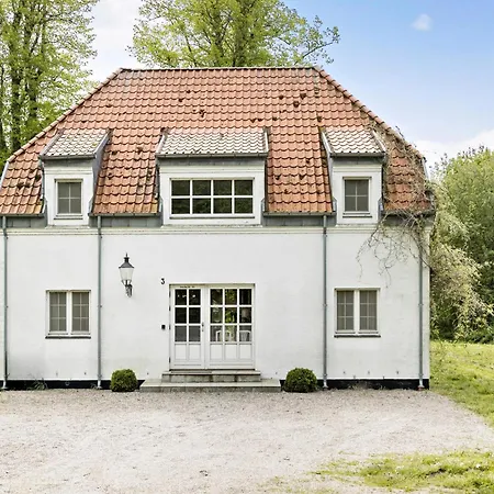 Pet Friendly In With Wifi 福堡