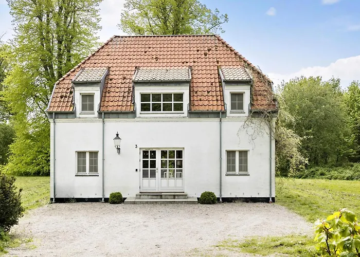 Pet Friendly In With Wifi Fåborg